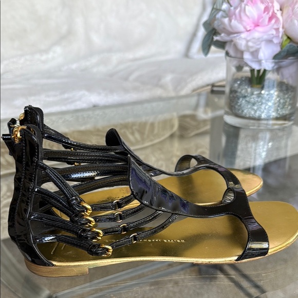 Giuseppe Zanotti Black Patent Leather Ankle Strap Flat Sandals Size 39.5 - Picture 4 of 10